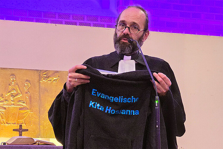 Ev. Kita Hosianna: Adventsgottesdienst und Feier des neuen Kitanamens, 9.12.2025 (© Christine Brügger)